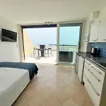 12c, Heliopolis C, Village Naturiste Apartmán *