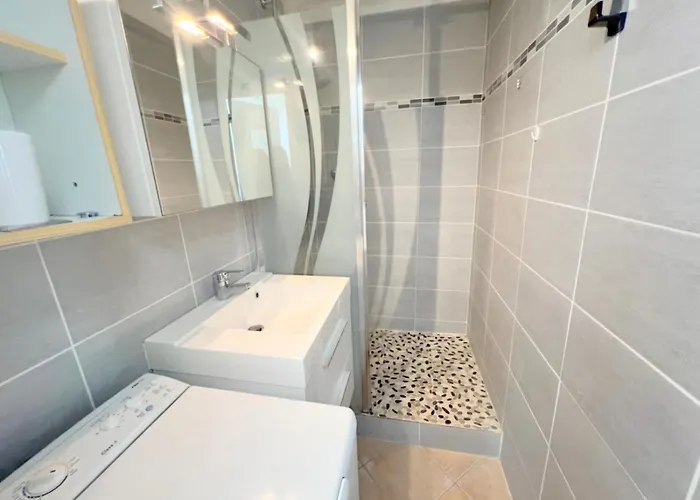 12c, Heliopolis C, Village Naturiste Apartament